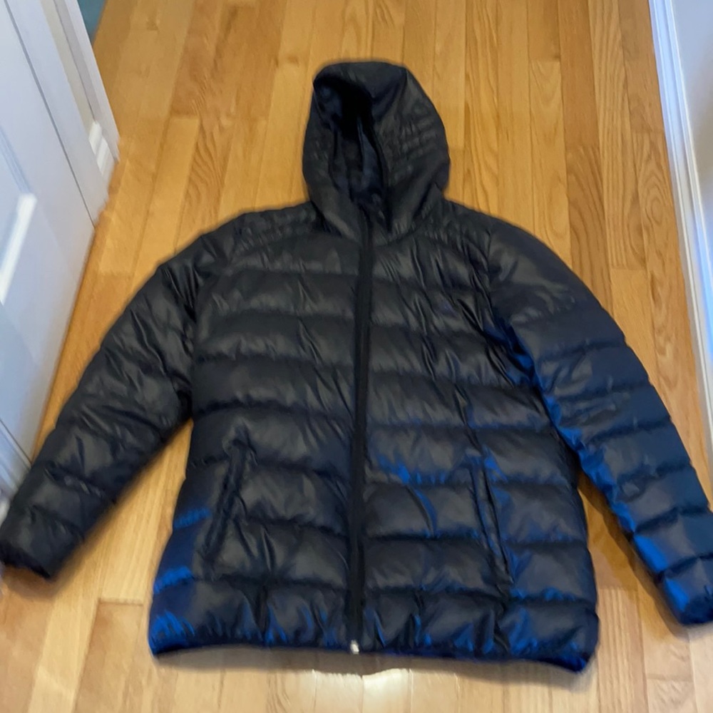Adidas black puffer jacket size XL